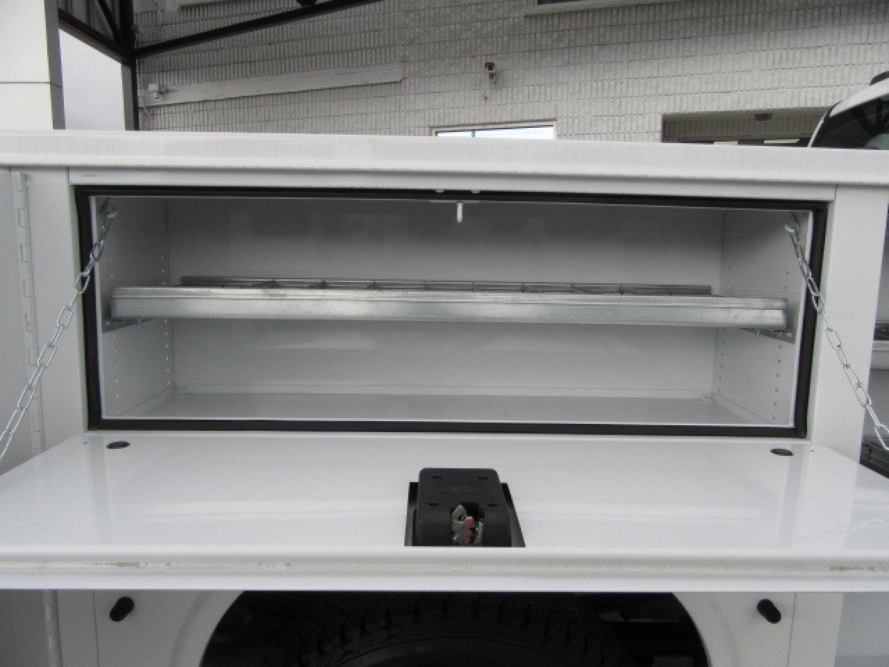 2022 Ford F-250 GAS 4X4 CREW CAB WITH NEW SERVICE UTILITY BODY Photo