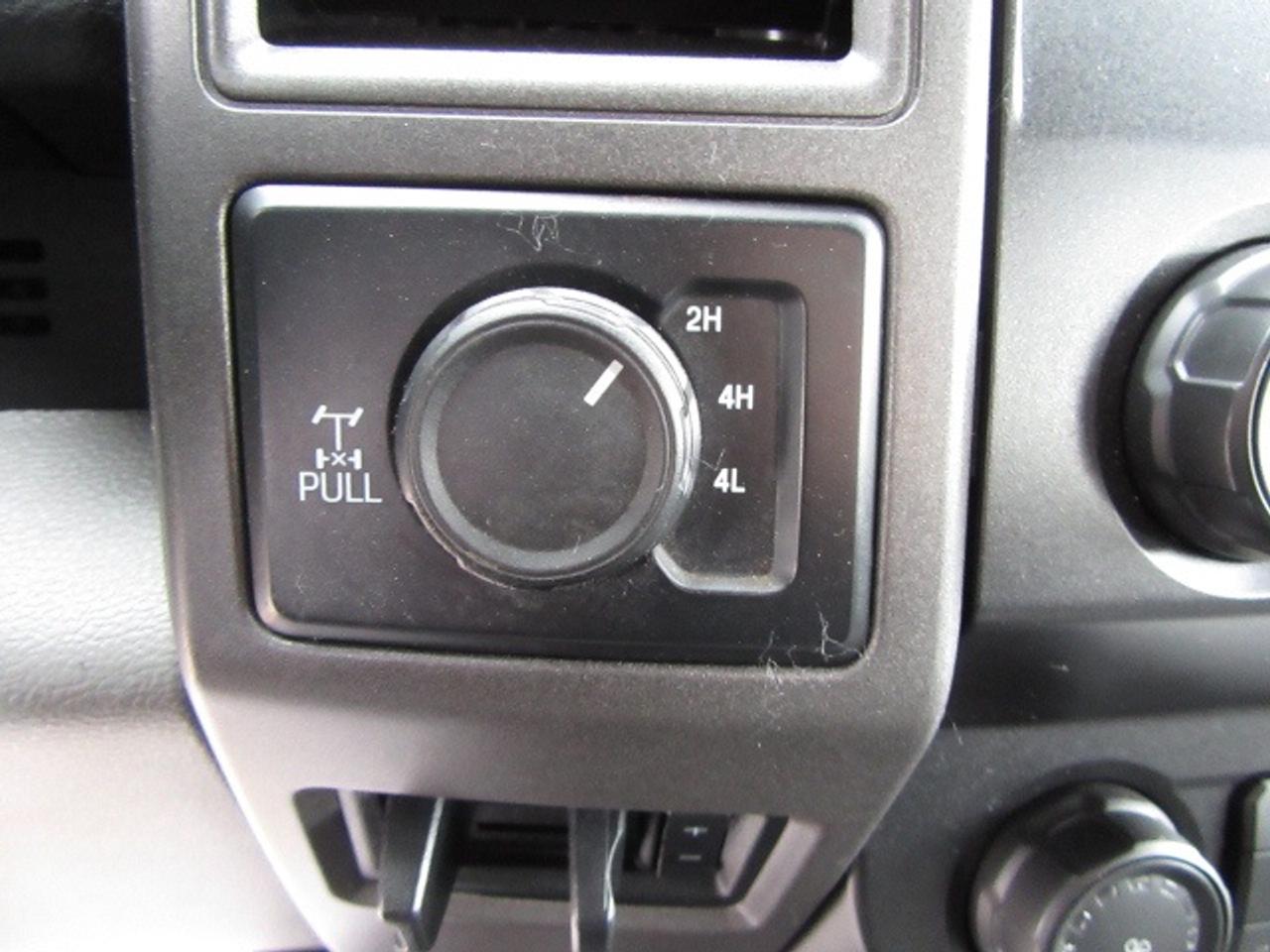 2022 Ford F-250 GAS 4X4 CREW CAB WITH NEW SERVICE UTILITY BODY Photo