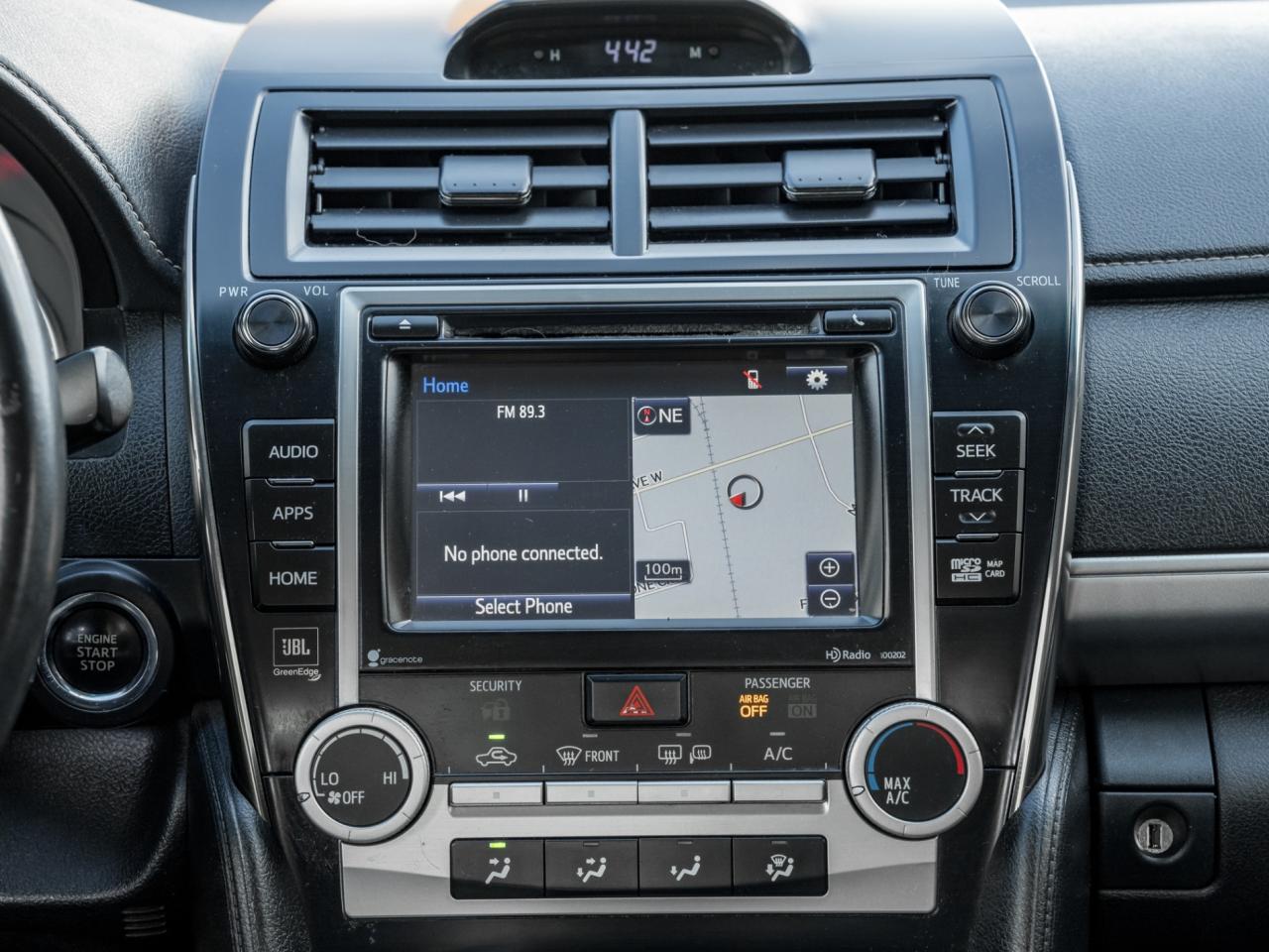 2014 Toyota Camry V6 SE Photo