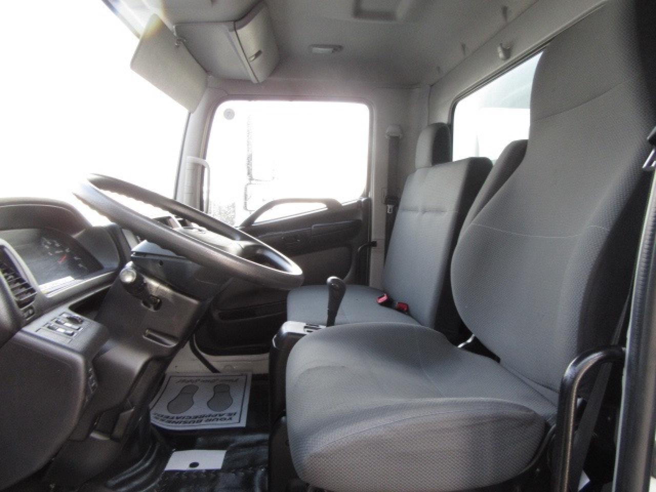 2020 Hino 338 DIESEL AUTO WITH 24 FT BOX POWER LIFT & RAMP Photo