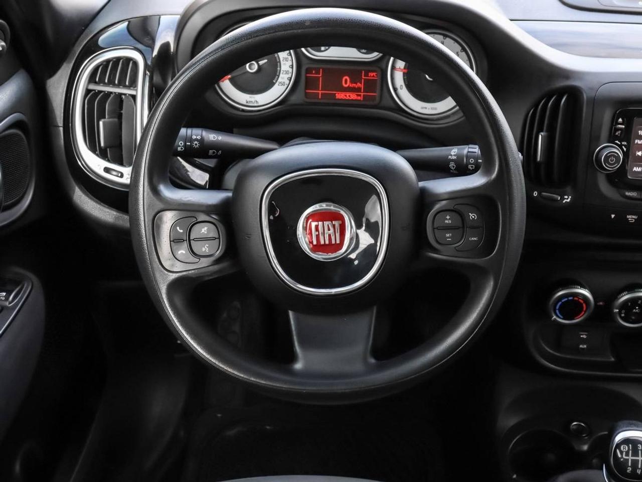 2014 Fiat 500L HB Pop - No Accidents - 6 Speed Manual Photo