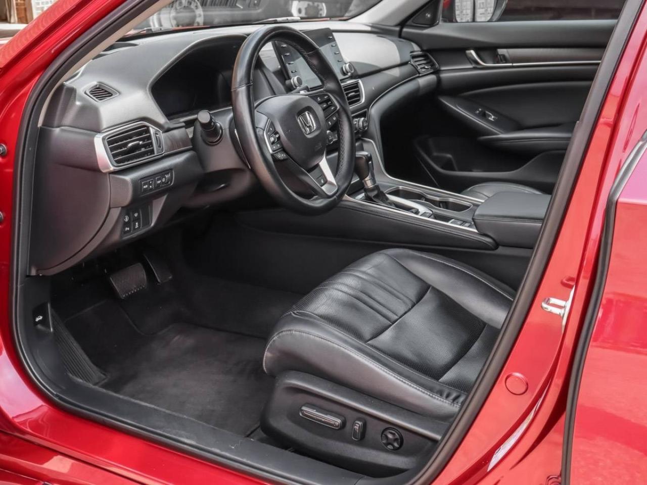 2018 Honda Accord Touring -Dealer Serviced-NAVI-Rear Heated Seats-Re Photo