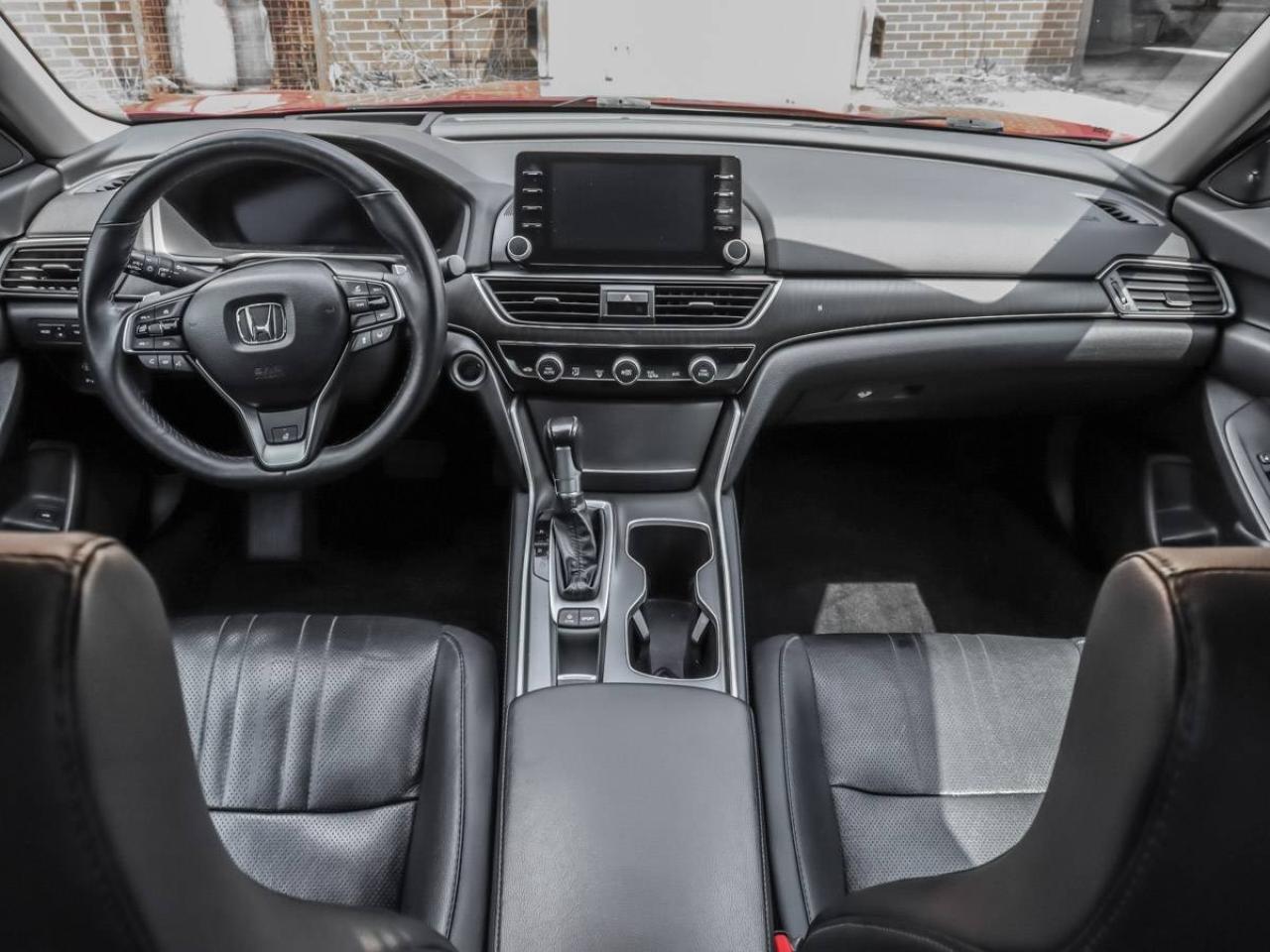 2018 Honda Accord Touring -Dealer Serviced-NAVI-Rear Heated Seats-Re Photo