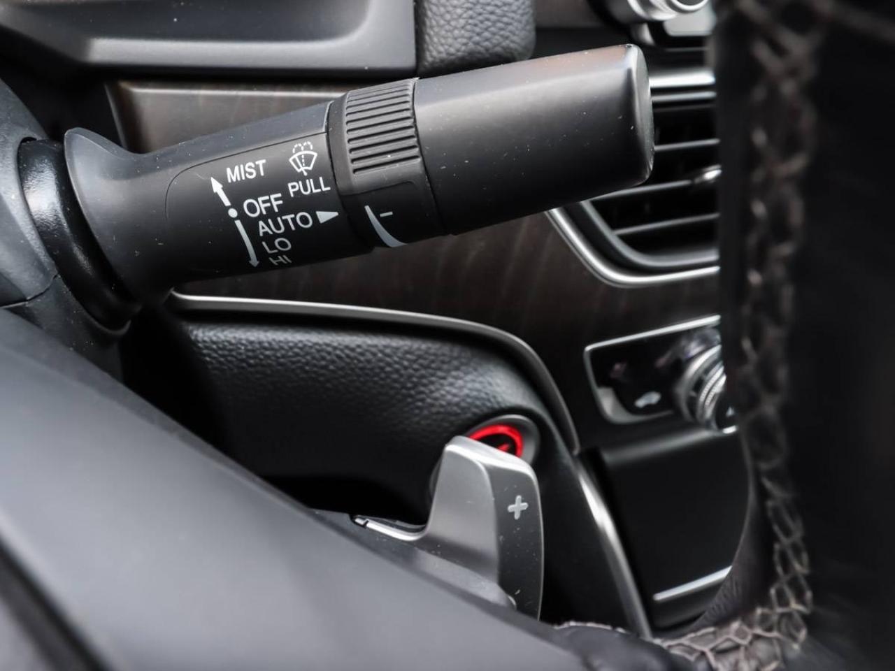 2018 Honda Accord Touring -Dealer Serviced-NAVI-Rear Heated Seats-Re Photo