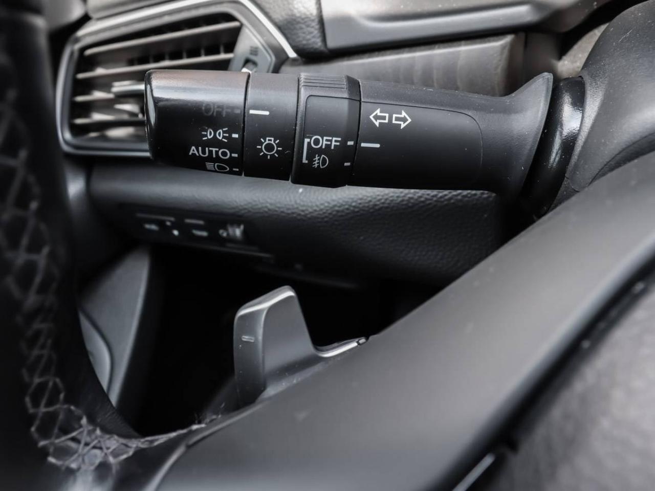 2018 Honda Accord Touring -Dealer Serviced-NAVI-Rear Heated Seats-Re Photo