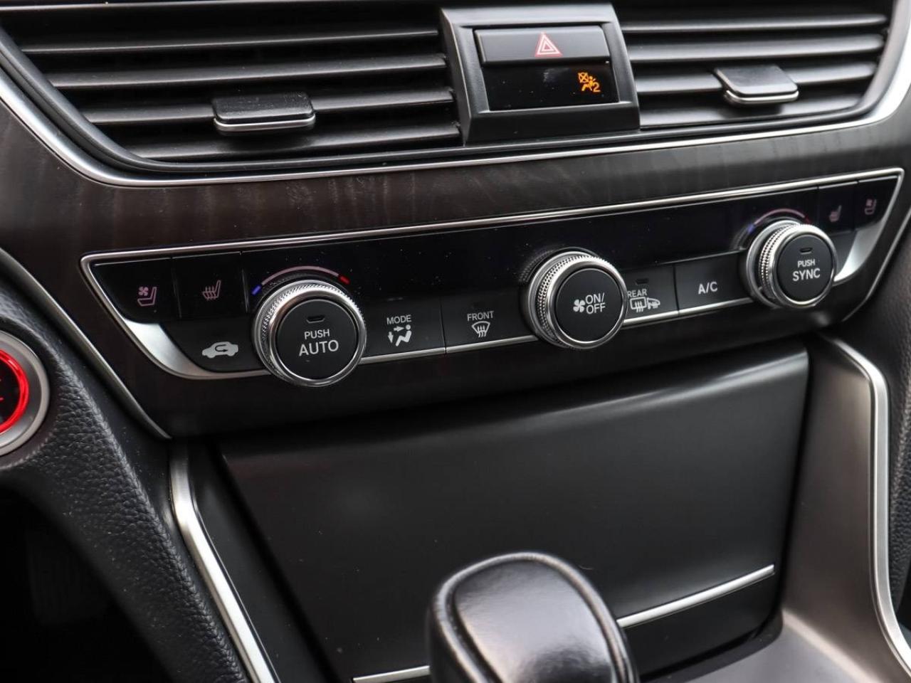 2018 Honda Accord Touring -Dealer Serviced-NAVI-Rear Heated Seats-Re Photo