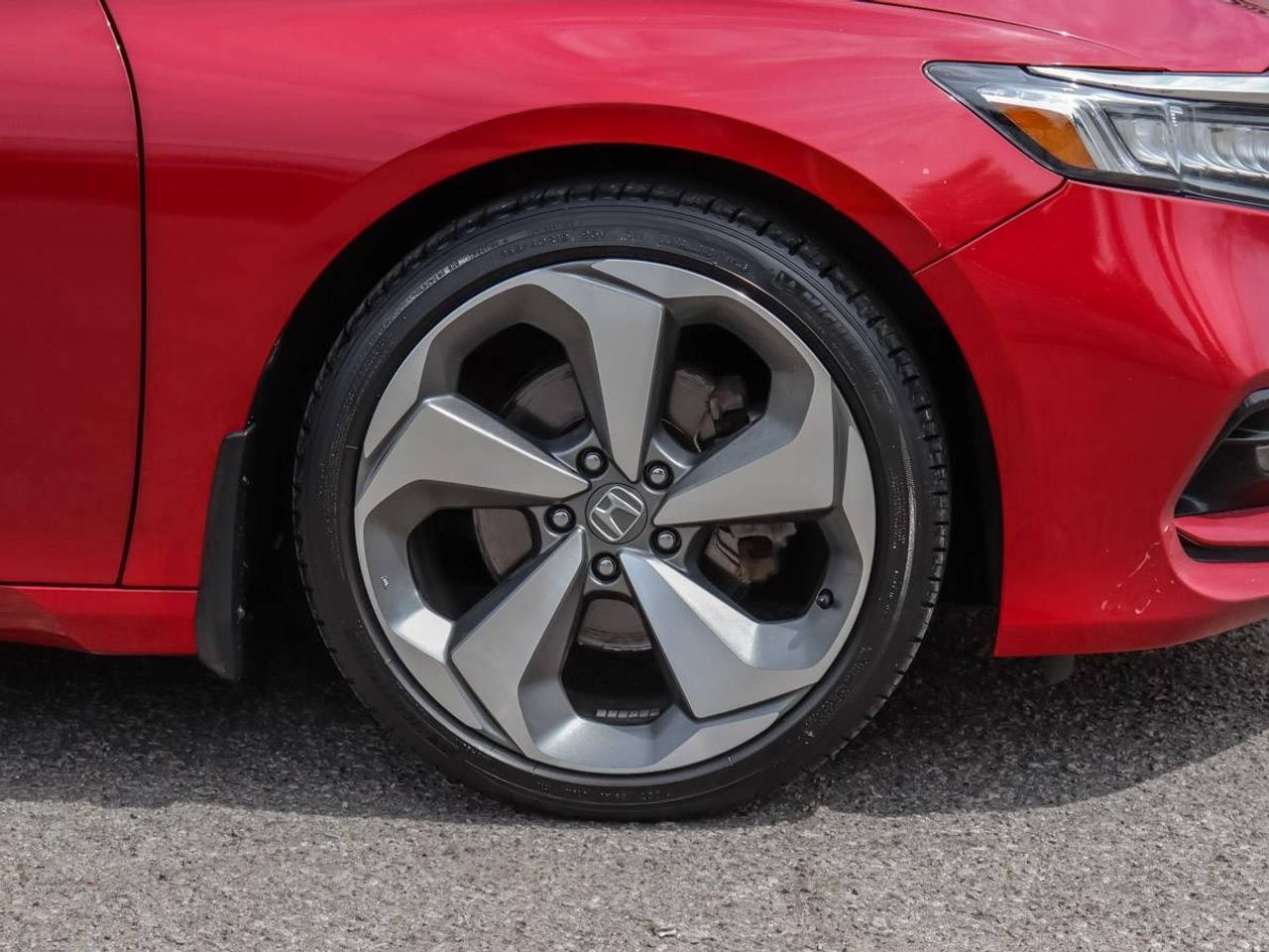 2018 Honda Accord Touring -Dealer Serviced-NAVI-Rear Heated Seats-Re Photo