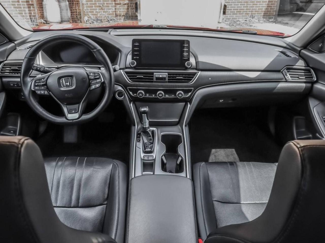 2018 Honda Accord Touring -Dealer Serviced-NAVI-Rear Heated Seats-Re Photo