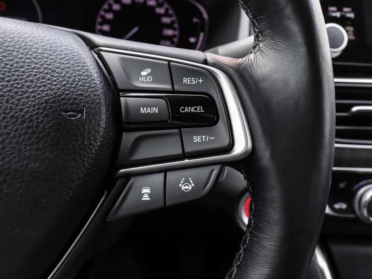 2018 Honda Accord Touring -Dealer Serviced-NAVI-Rear Heated Seats-Re Photo