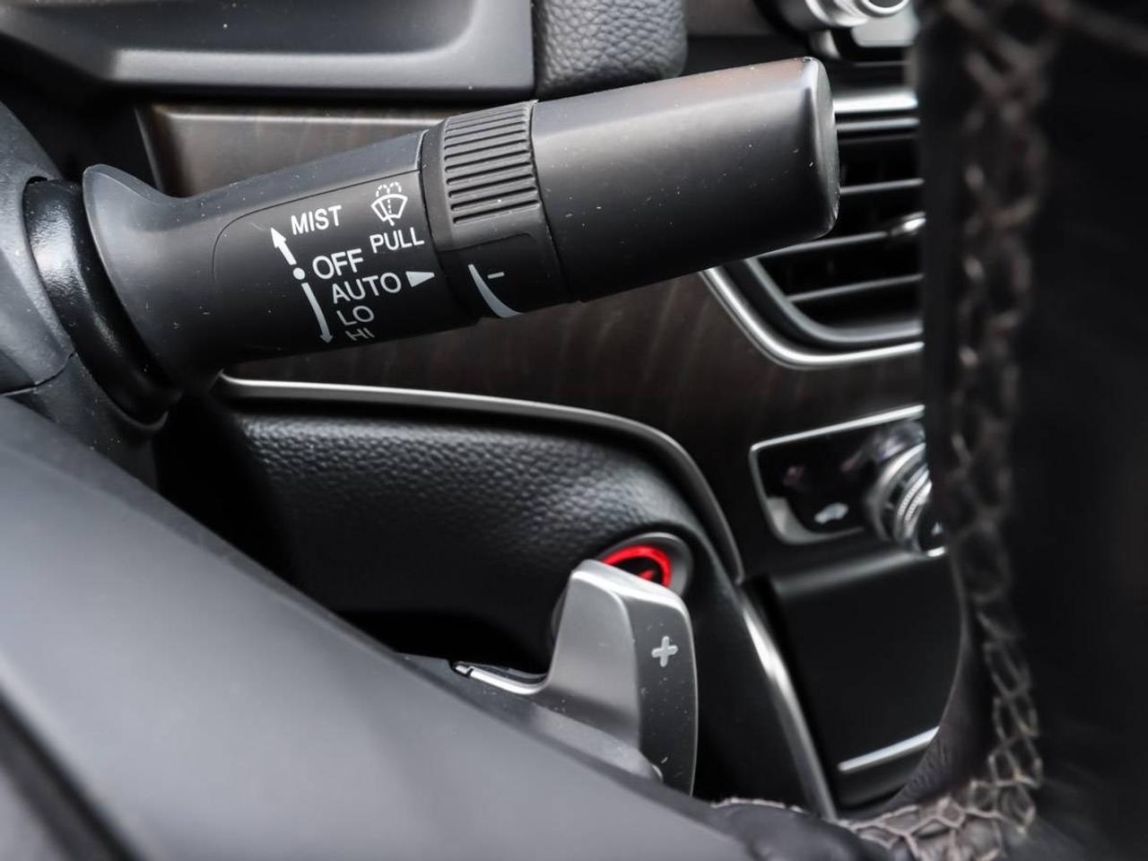 2018 Honda Accord Touring -Dealer Serviced-NAVI-Rear Heated Seats-Re Photo