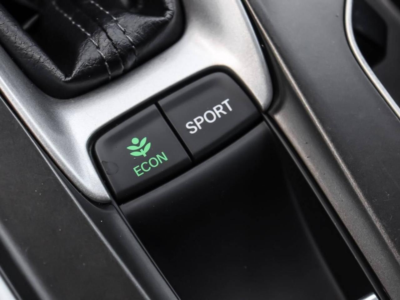 2018 Honda Accord Touring -Dealer Serviced-NAVI-Rear Heated Seats-Re Photo