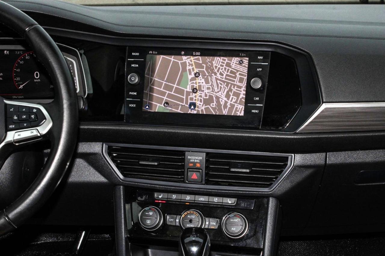 2022 Volkswagen Jetta Highline Auto  BkpCam HtdSeats Photo