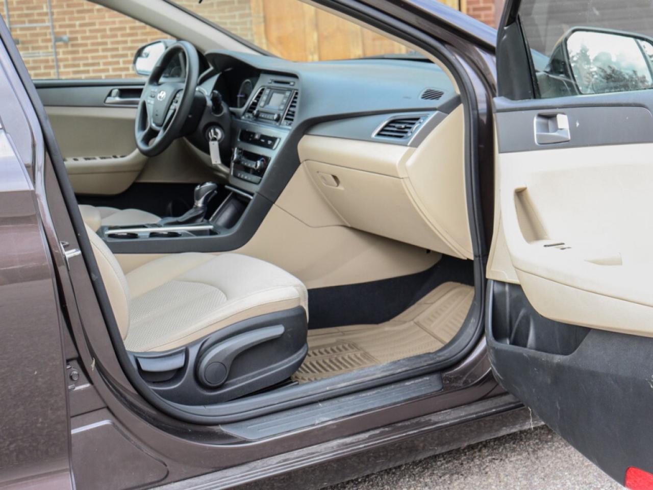 2015 Hyundai Sonata 2.4L SE - Dealer Serviced - Bluetooth - NO Acciden Photo