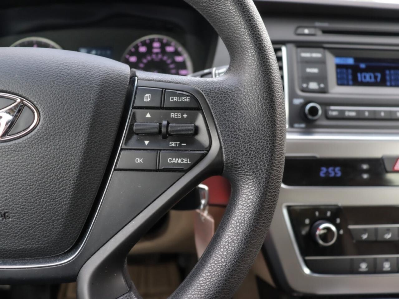 2015 Hyundai Sonata 2.4L SE - Dealer Serviced - Bluetooth - NO Acciden Photo