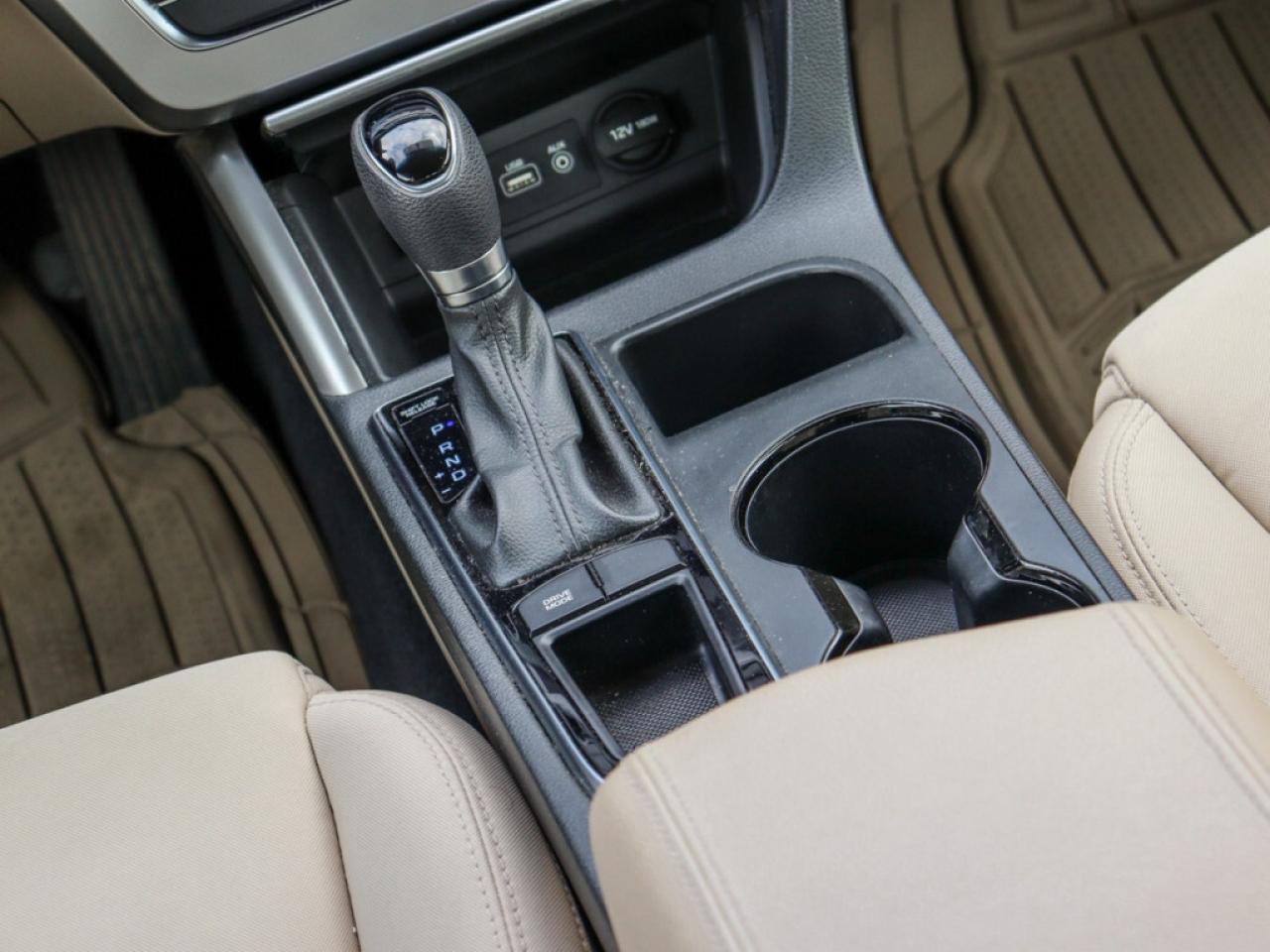 2015 Hyundai Sonata 2.4L SE - Dealer Serviced - Bluetooth - NO Acciden Photo