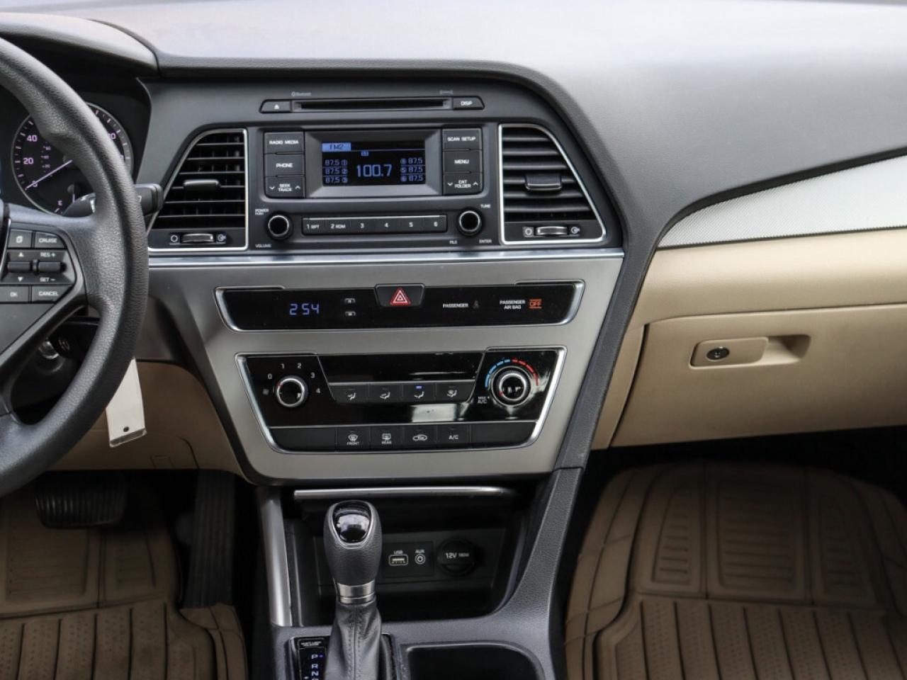 2015 Hyundai Sonata 2.4L SE - Dealer Serviced - Bluetooth - NO Acciden Photo