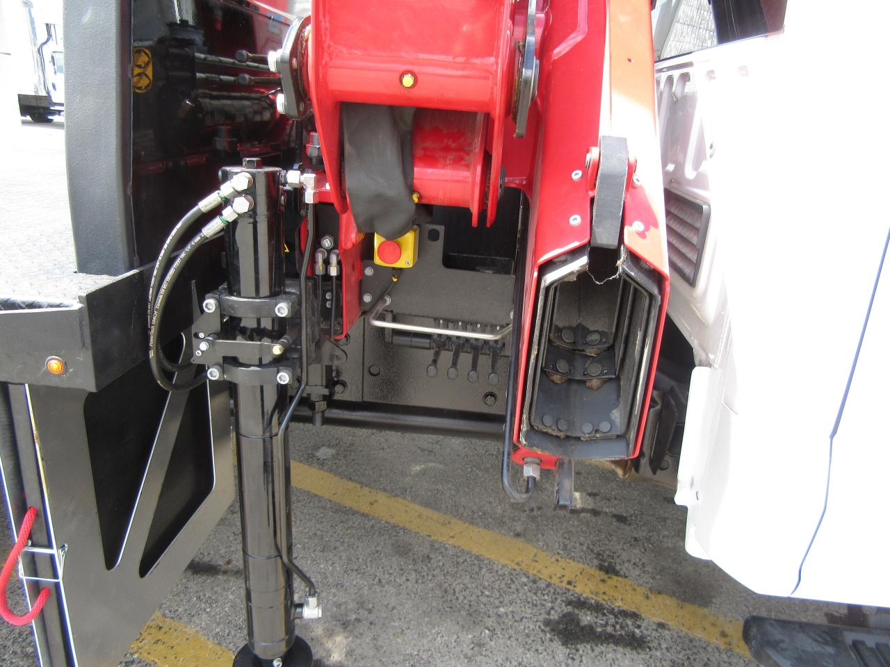 2023 Ford F-550 CREW CAB DIESEL 4X4 NEW CRANE KNUCKLE BOOM Photo