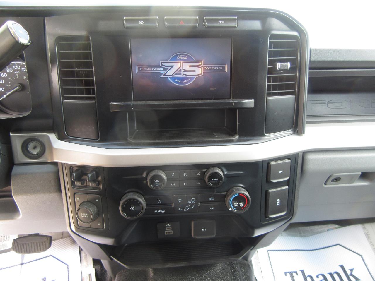 2023 Ford F-550 CREW CAB DIESEL 4X4 NEW CRANE KNUCKLE BOOM Photo