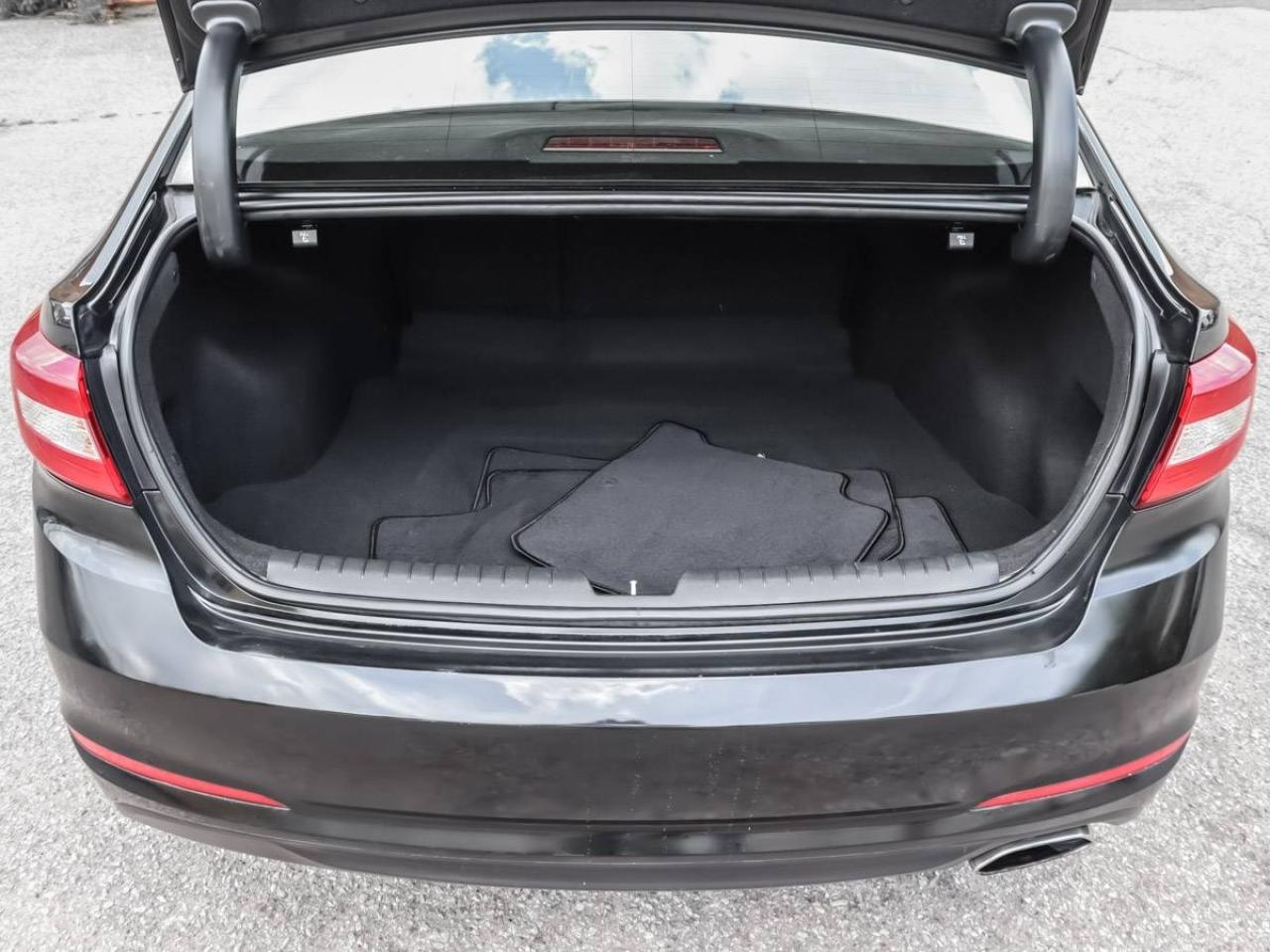 2016 Hyundai Sonata 2.4L GL Photo