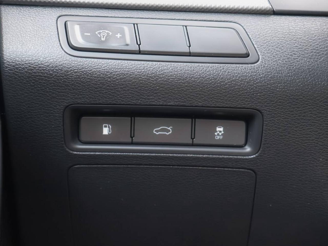 2016 Hyundai Sonata 2.4L GL Photo