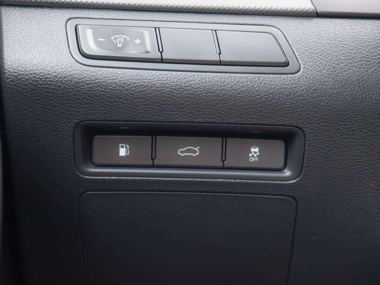 2016 Hyundai Sonata 2.4L GL Photo