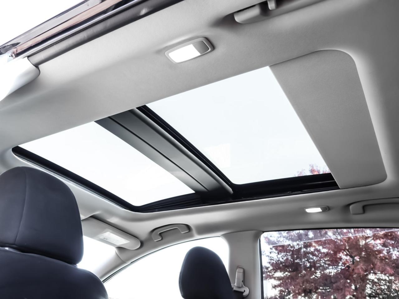 2017 Nissan Murano AWD SV - Pano Roof - NAVI - Rear Cam - Well SERVIC Photo