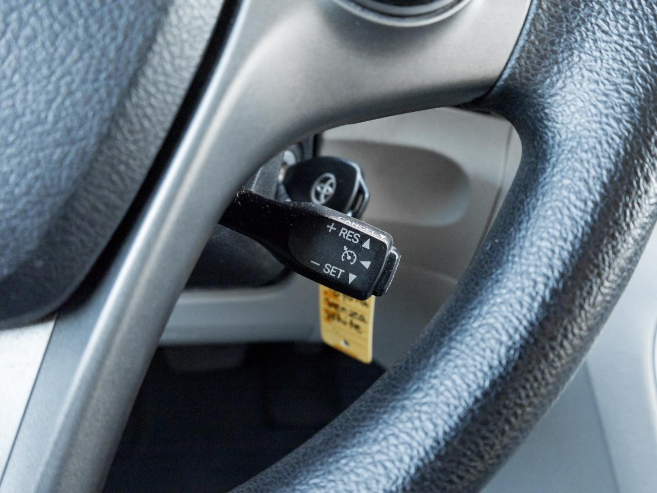 2014 Toyota Venza XLE -Leather-Dual Sunroof-Rear Cam-NO Accidents Photo