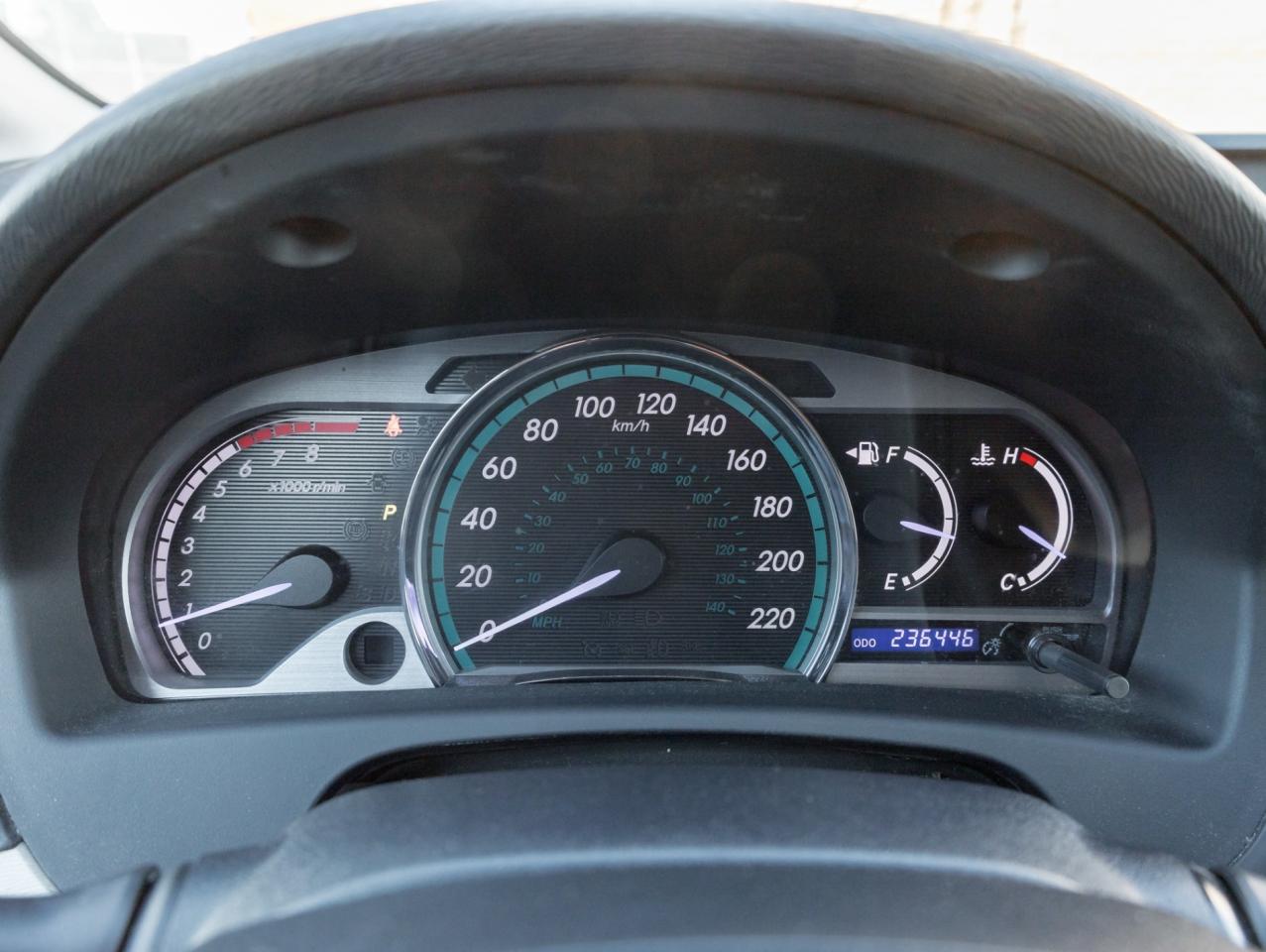 2014 Toyota Venza XLE -Leather-Dual Sunroof-Rear Cam-NO Accidents Photo