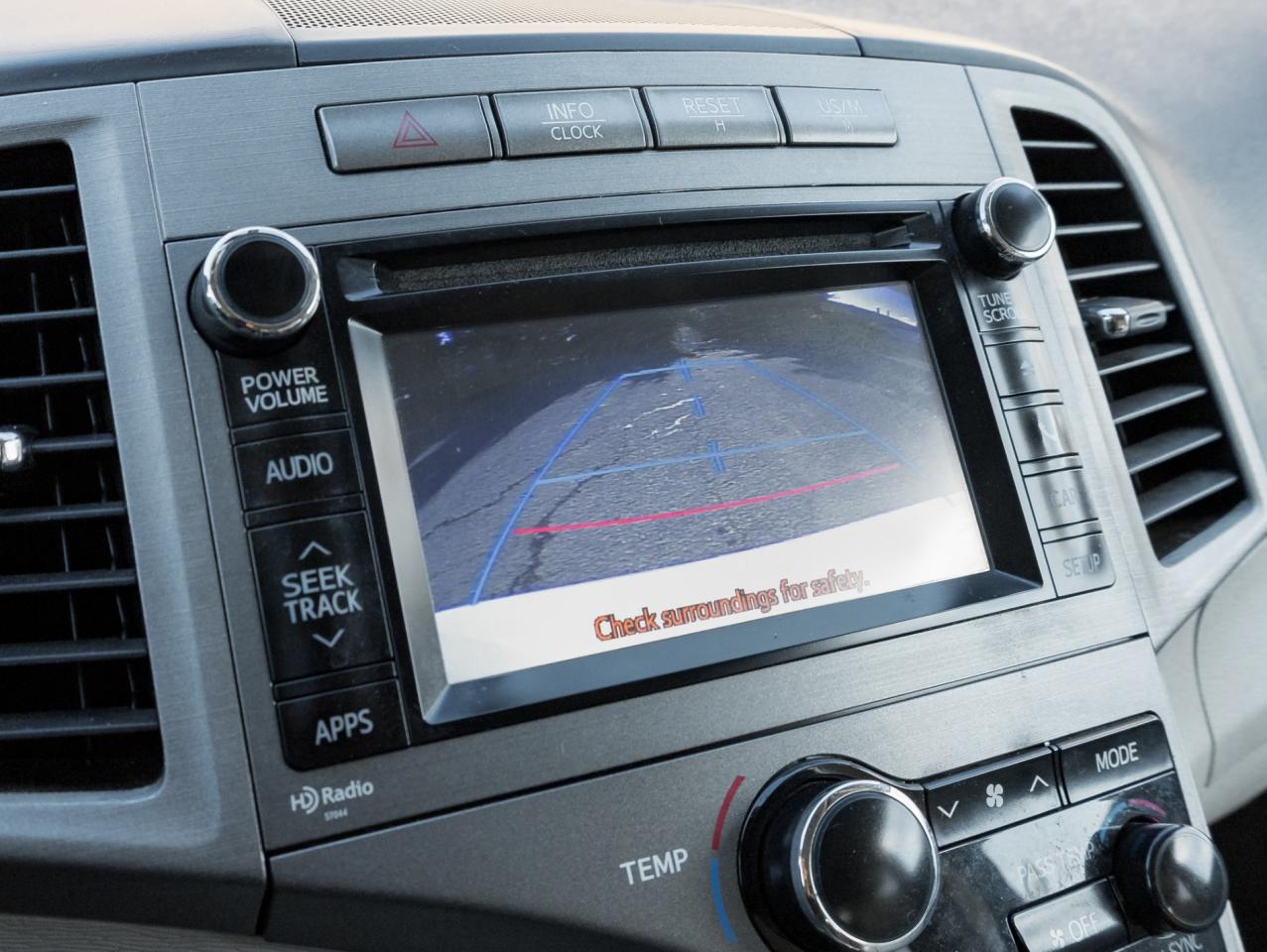 2014 Toyota Venza XLE -Leather-Dual Sunroof-Rear Cam-NO Accidents Photo