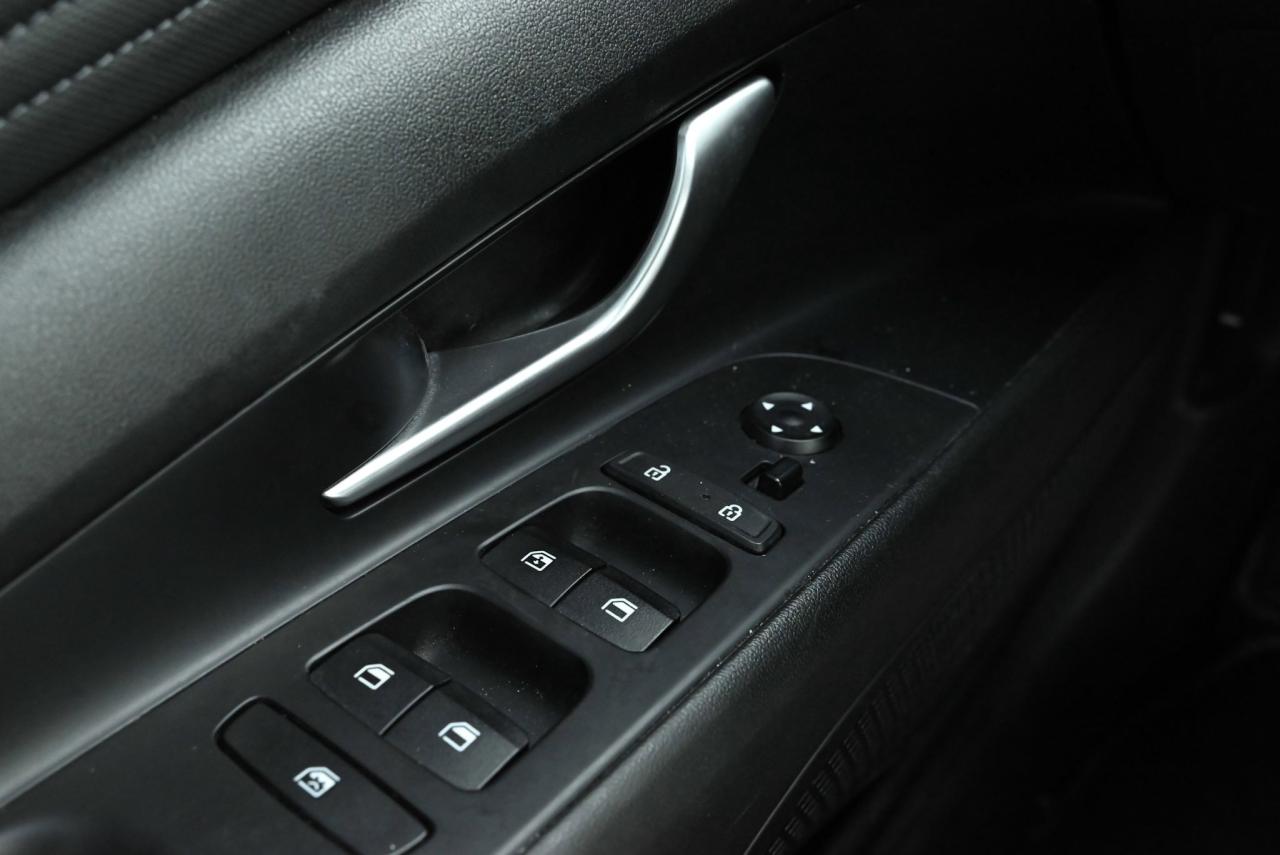 2021 Hyundai Elantra CPO Rates starting from 3.99%oac Photo