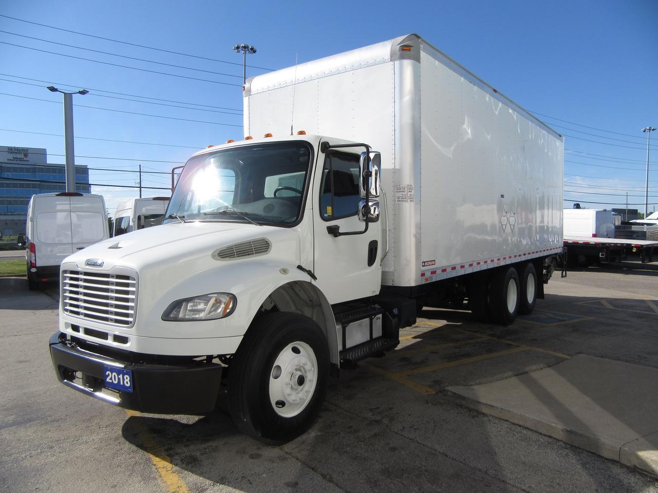 2018 Freightliner M2-106 26FT ALUM BOX TANDEM AXLE POWER LIFT GATE & RAMP Photo