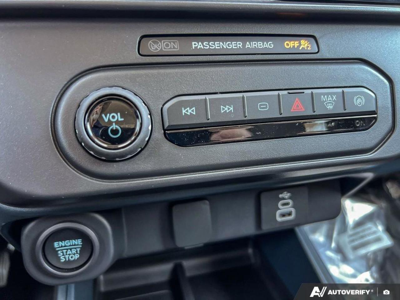 2025 Ford Maverick XLT   Demo Unit   DEMO   PWR PTS   REAR CAMERA DEM Photo