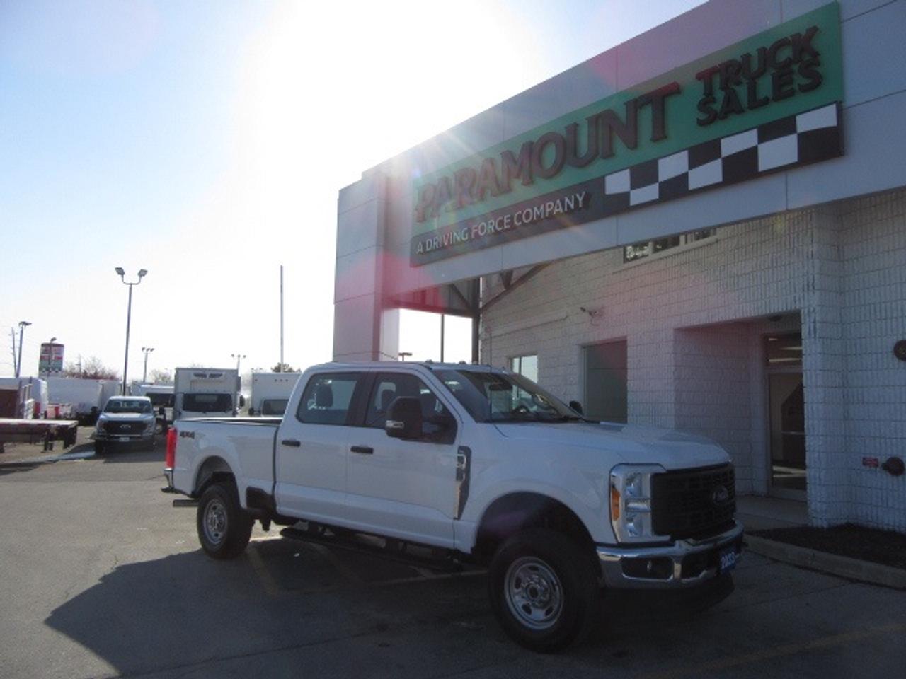 2023 Ford F-250 CREW CAB 4X4 6.8FT BOX Photo0
