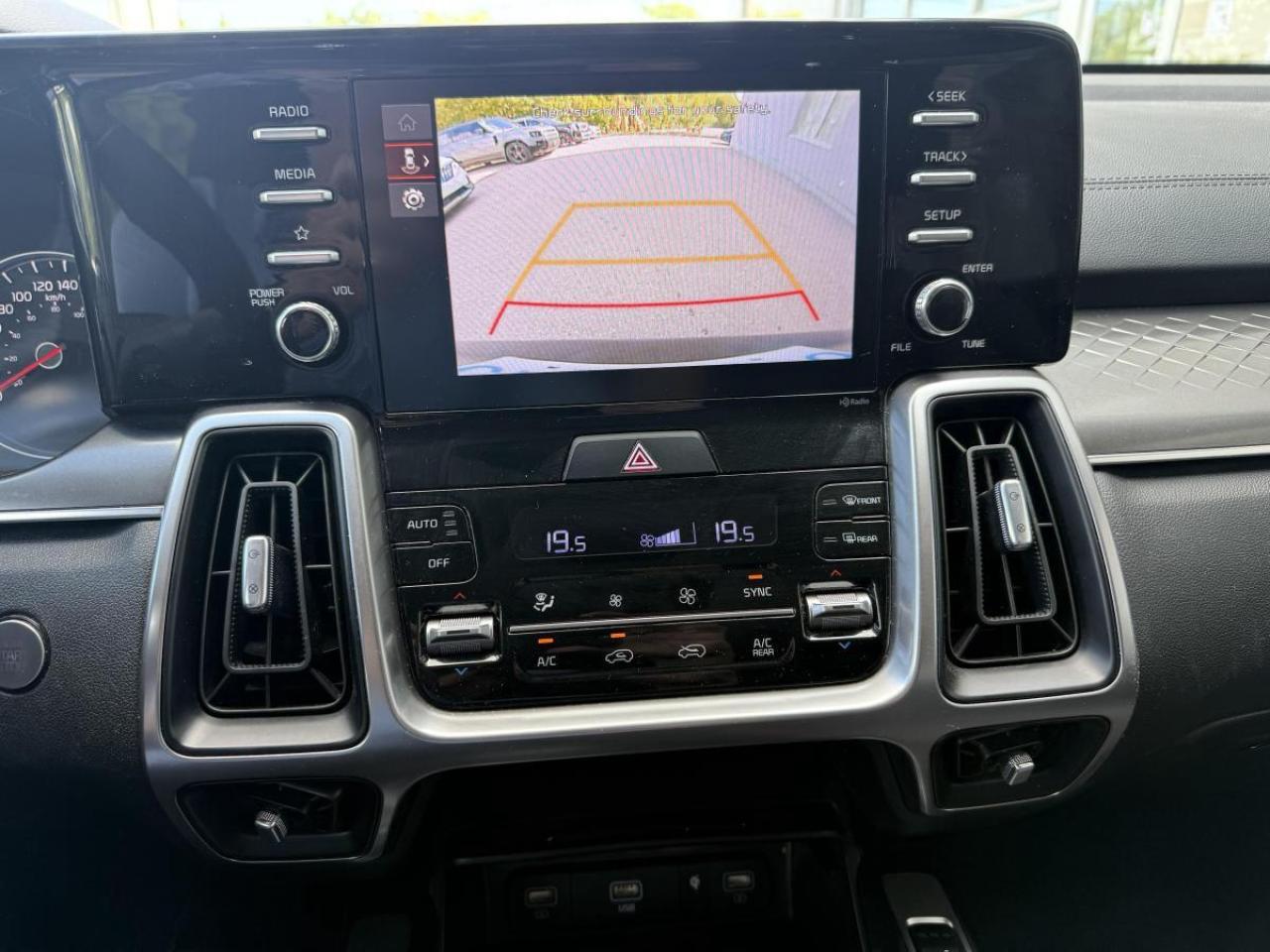 2023 Kia Sorento LX+ AWD Photo