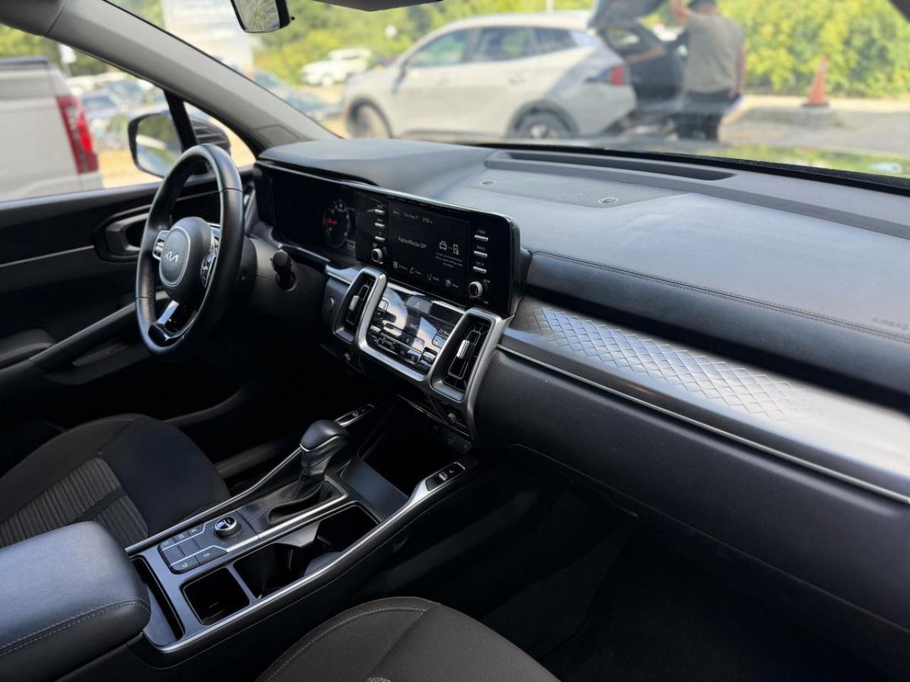 2023 Kia Sorento LX+ AWD Photo