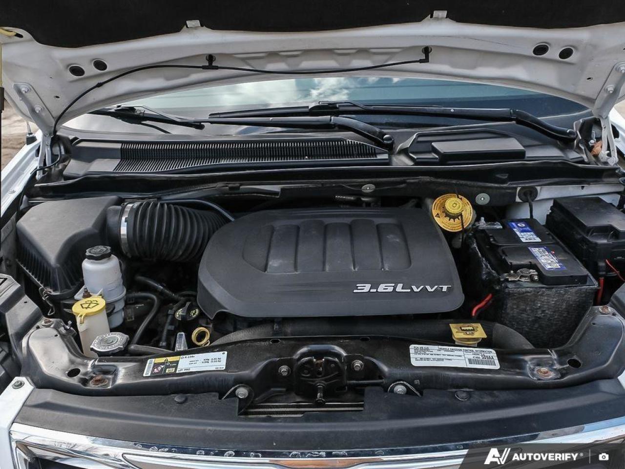 2016 Chrysler Town & Country LimitedCERTIFIED AS-TRADED, STOW 'N GO, BACKUP CAM Photo