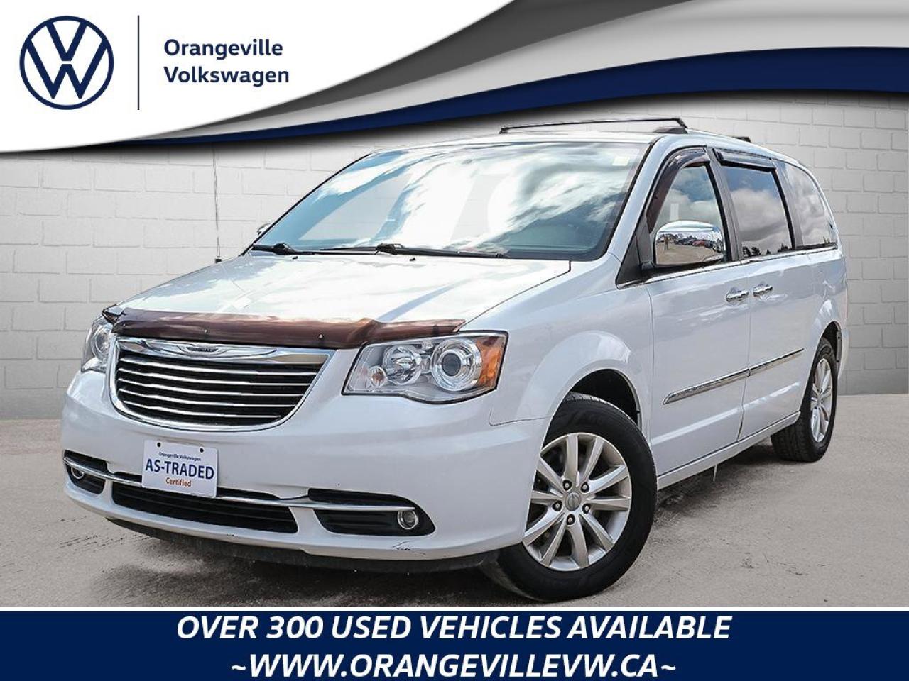 2016 Chrysler Town & Country LimitedCERTIFIED AS-TRADED, STOW 'N GO, BACKUP CAM Photo0