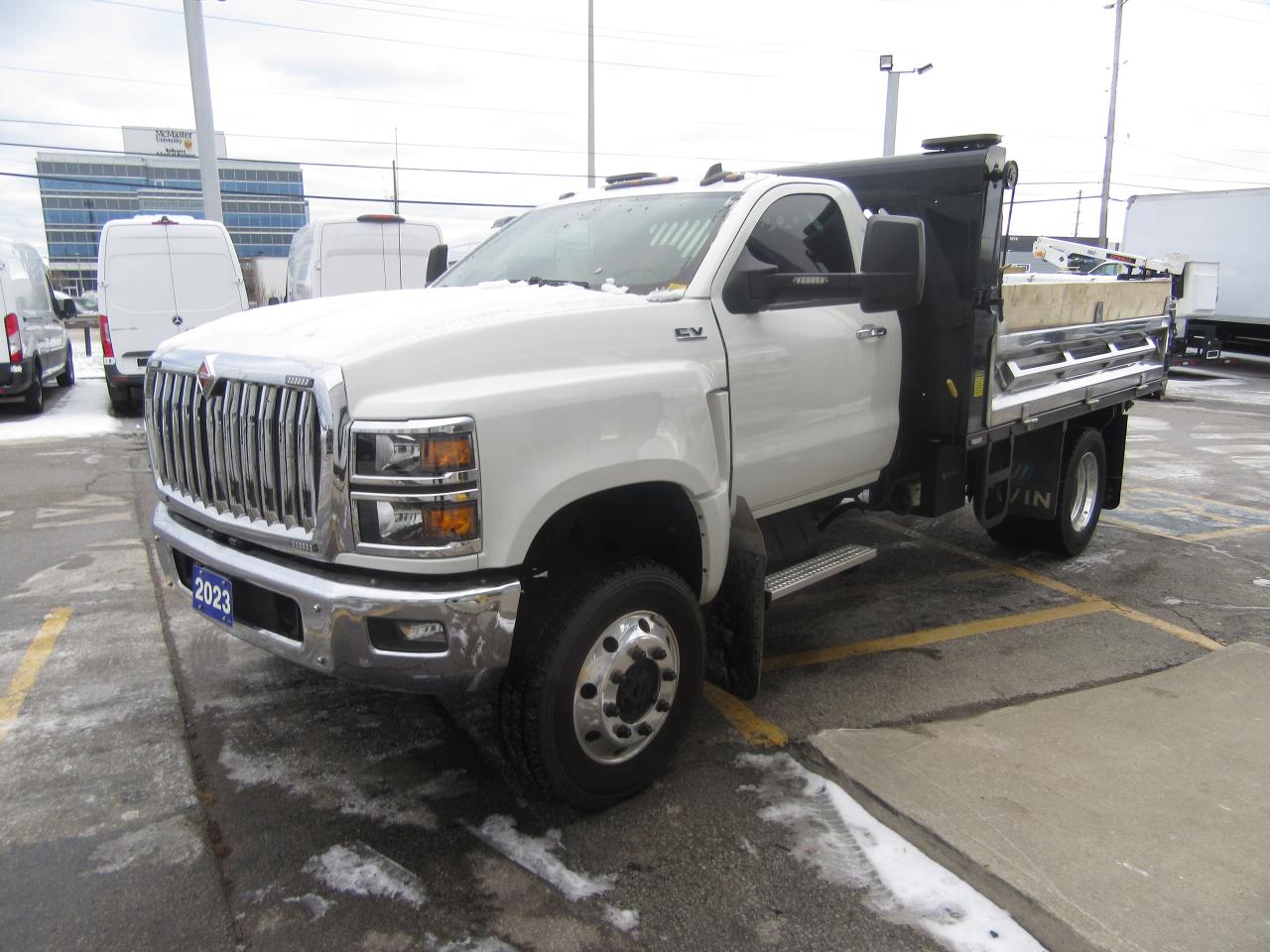2023 International CV 515 4X4 DURAMAX DIESEL DUMP BOX Photo4