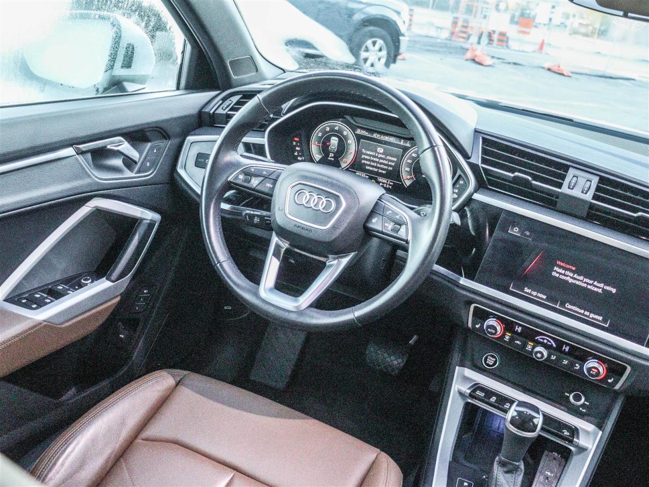 2023 Audi Q3 2.0 Technik Photo