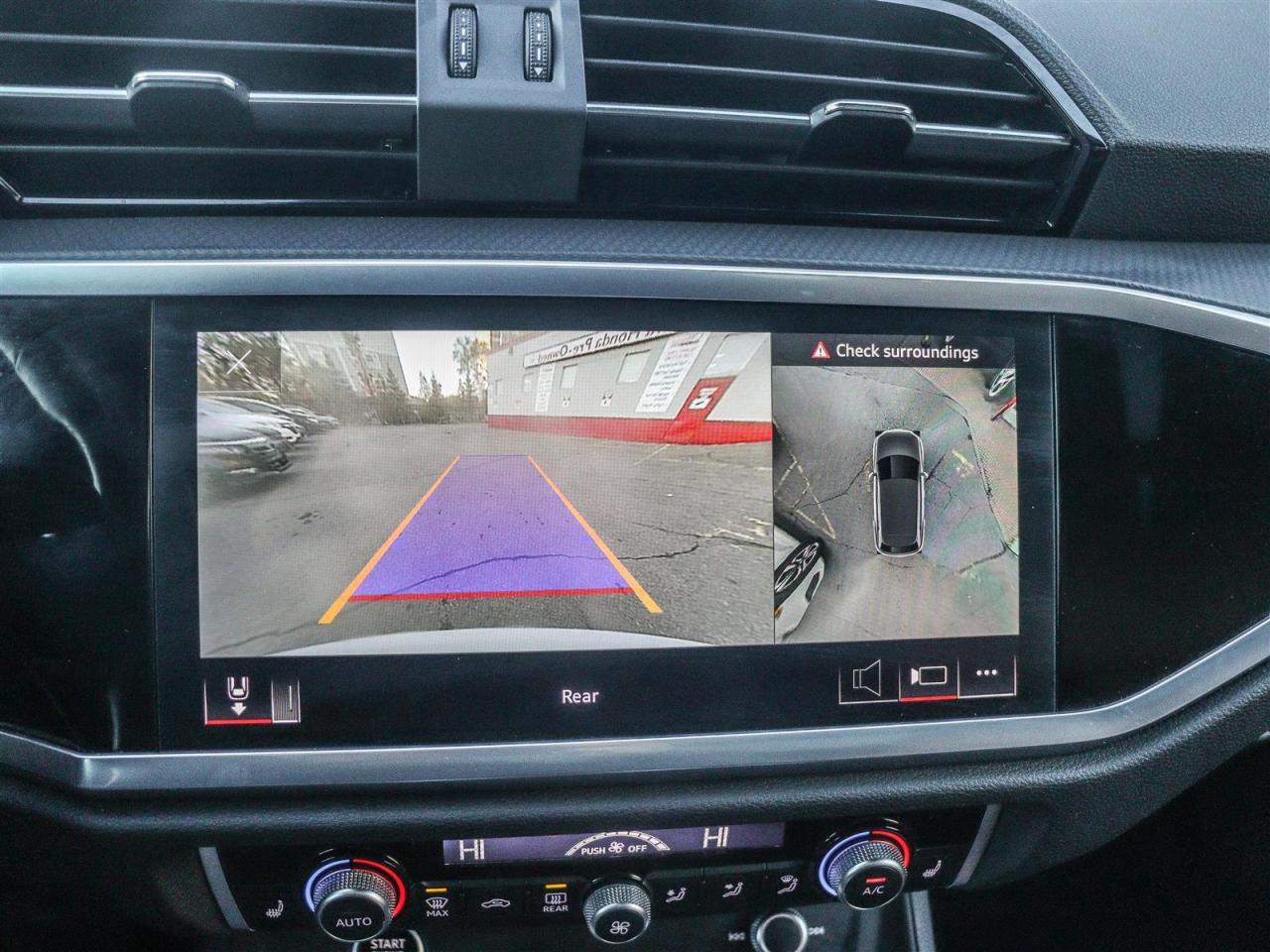 2023 Audi Q3 2.0 Technik Photo