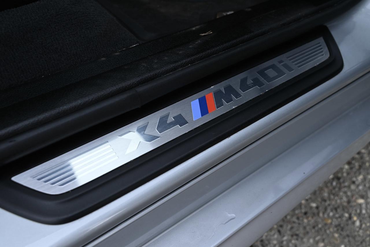 2017 BMW X4 M40i, NO ACCIDENTS, FULLY CERTIFIED, GREAT CONDITI Photo