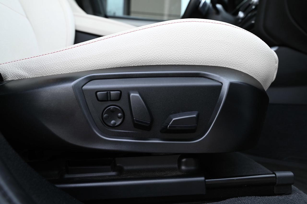 2017 BMW X4 M40i, NO ACCIDENTS, FULLY CERTIFIED, GREAT CONDITI Photo