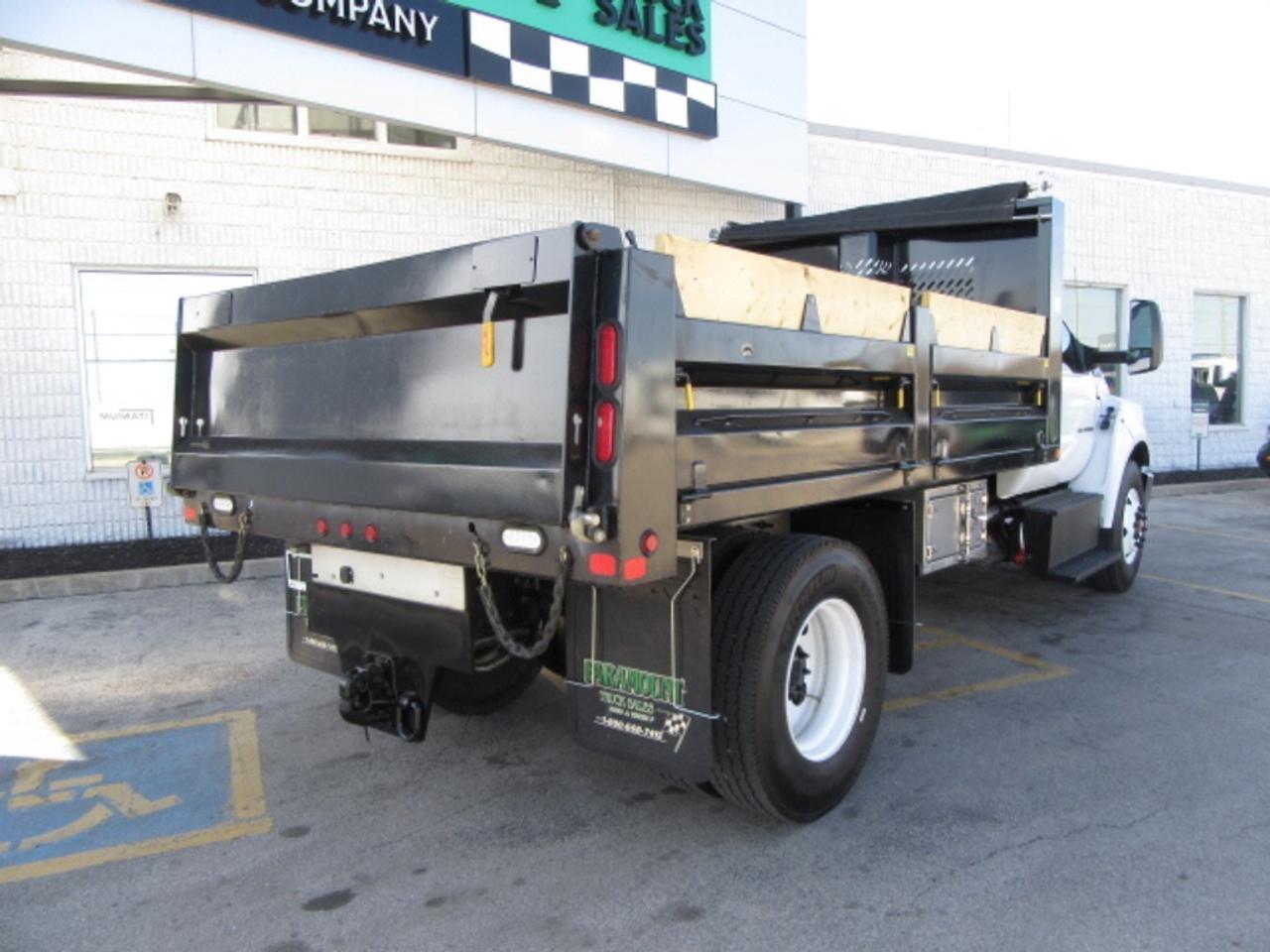 2022 Ford Super Duty F-750 DIESEL WITH 14FT STEEL DUMP BOX Photo