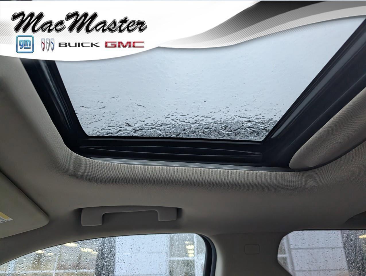 2018 Chevrolet SILVERADO 2500HD High CountryHIGH COUNTRY, CREW, 4X4, DURAMAX, LOAD Photo