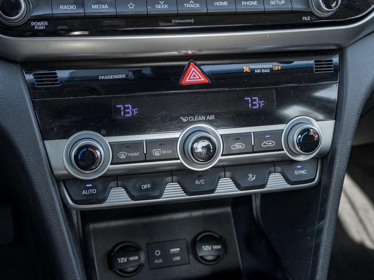 2020 Hyundai Elantra Luxury -Leather-Sunroof-BlindSM-CarPlay-Htd Steer/Seats- Photo