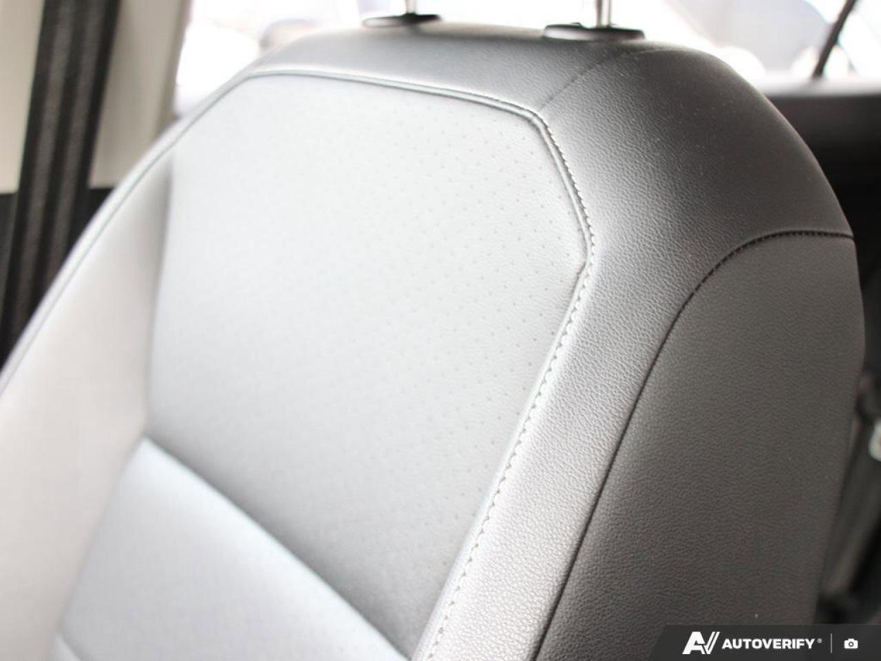 2021 Volkswagen Tiguan ComfortlineONE-OWNER, ACCIDENT-FREE, AWD, POWER TA Photo