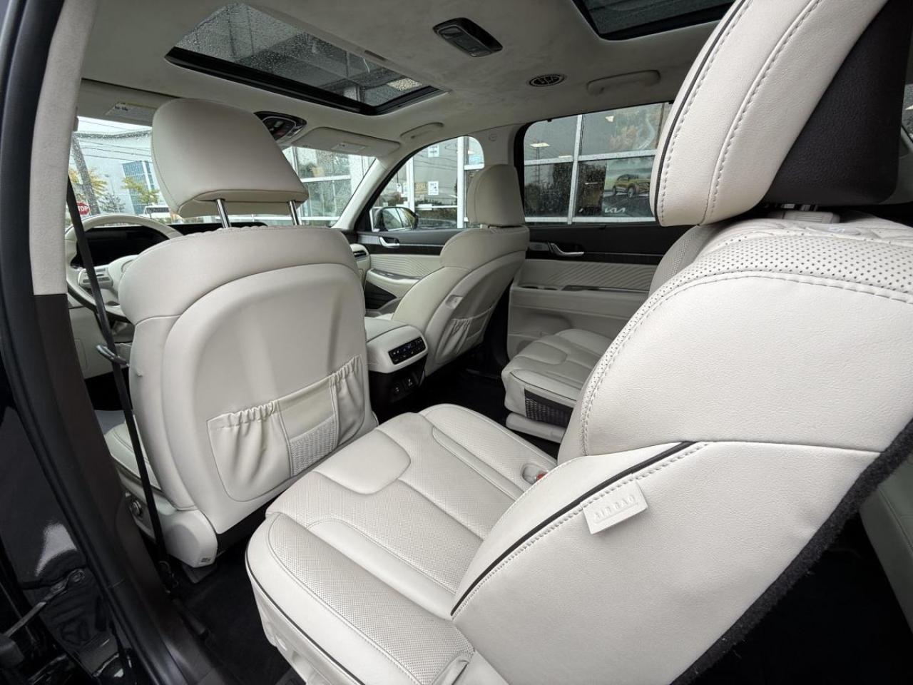 2023 Hyundai PALISADE Ultimate Calligraphy w/Beige 7-Passenger AWD Photo