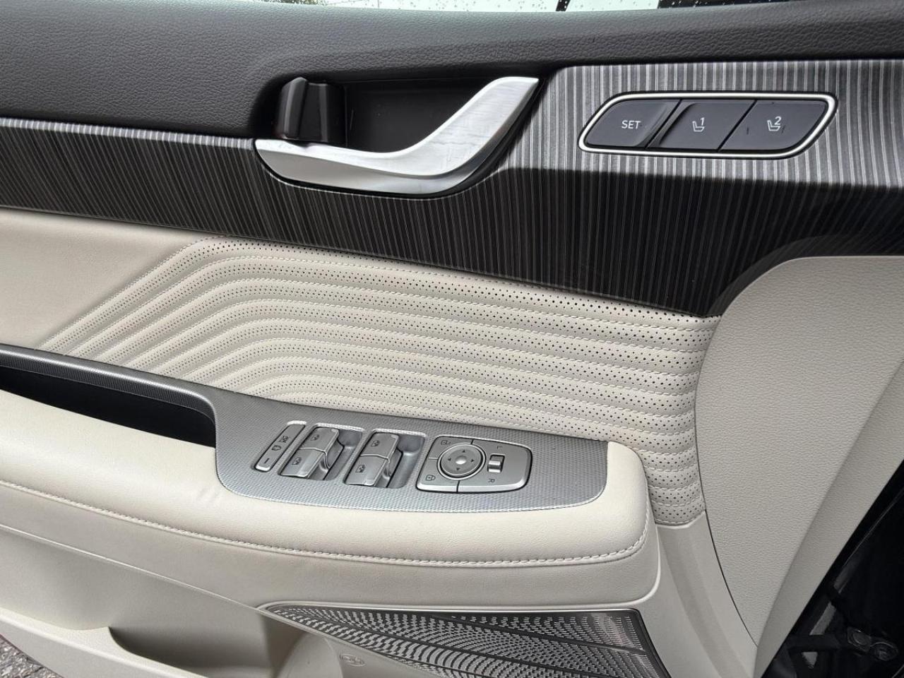 2023 Hyundai PALISADE Ultimate Calligraphy w/Beige 7-Passenger AWD Photo