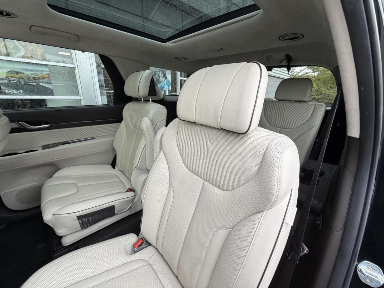 2023 Hyundai PALISADE Ultimate Calligraphy w/Beige 7-Passenger AWD Photo