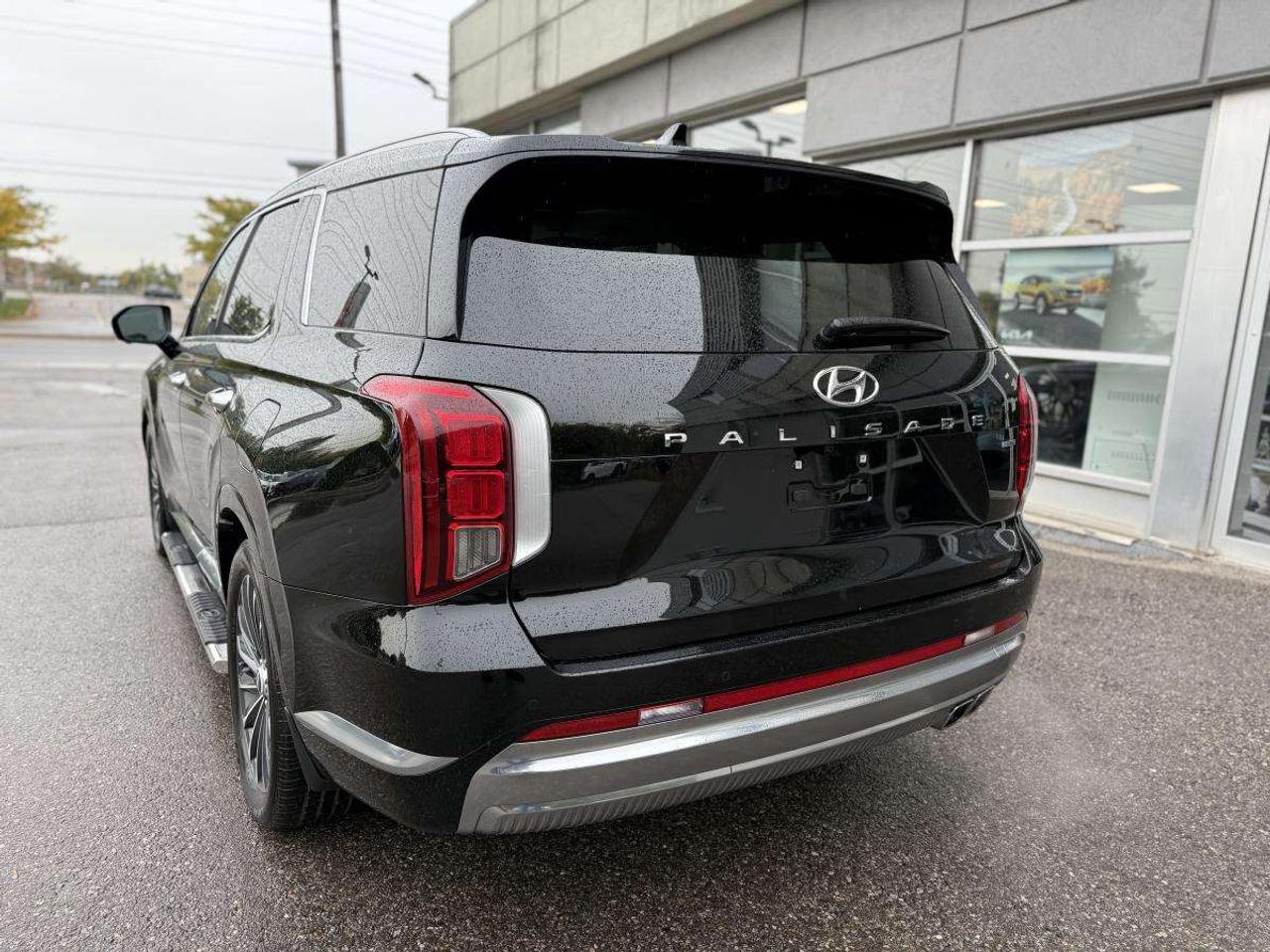 2023 Hyundai PALISADE Ultimate Calligraphy w/Beige 7-Passenger AWD Photo